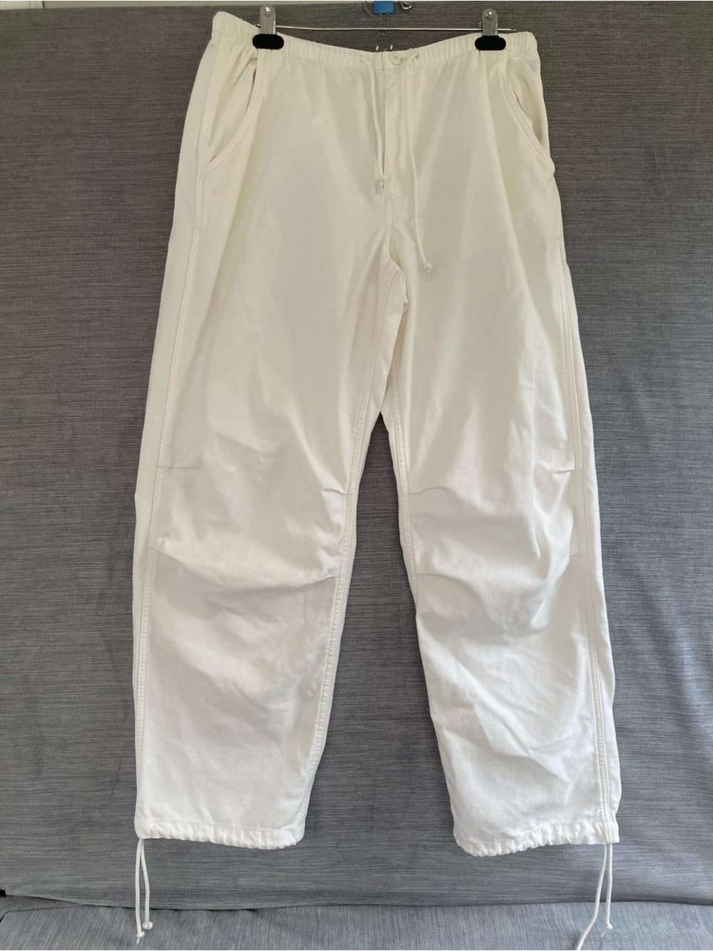 Aritiza TNA Cargo Pants White Cotton